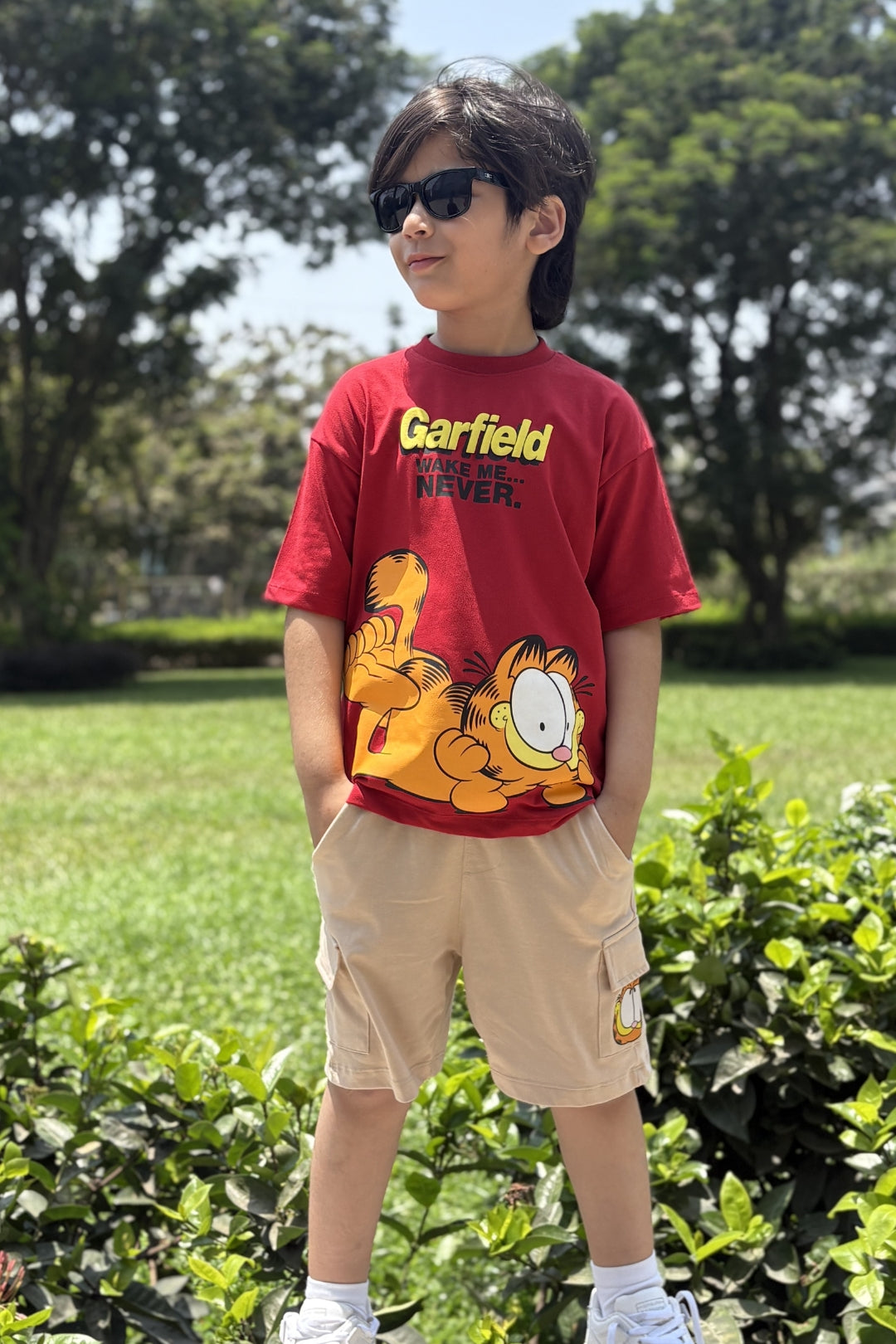 Garfield Wake Me Never Cargo Shorts Set