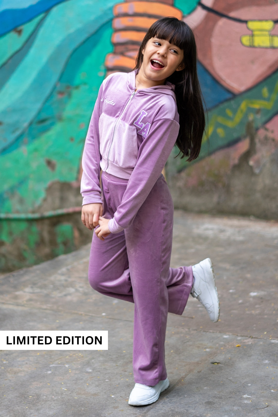 Los Angeles Velvet Co-ord Set Nap Chief - Technical View